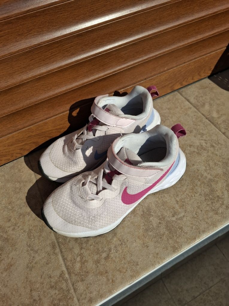 Nike детски маратонки