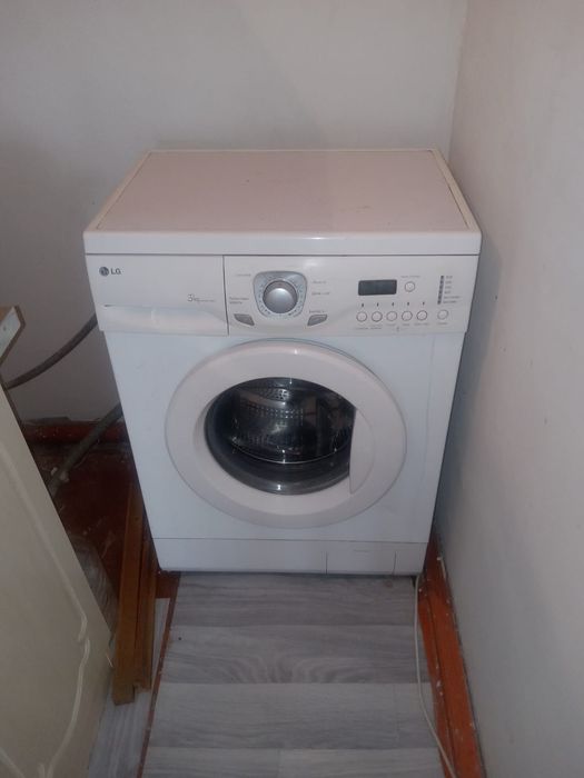 Продам стиральную машину