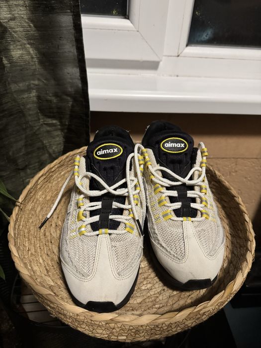 Nike Air Max 95 Wolf Grey Tour Yellow