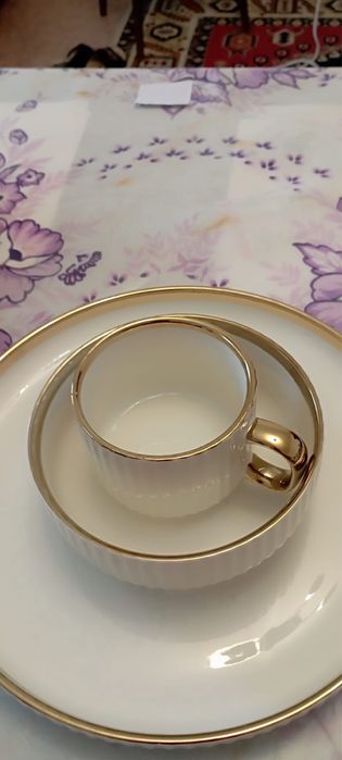 Продам сервиз на 36 персон