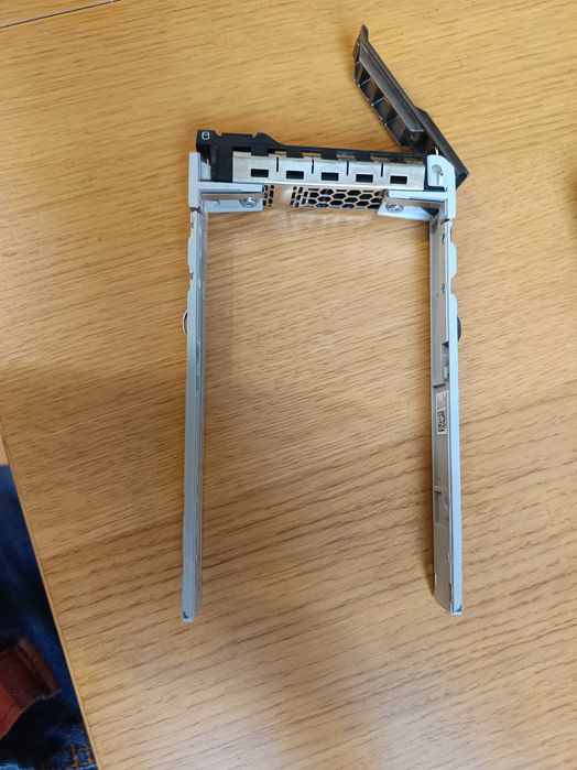 Държач за дискове Caddy Dell Power Edge R620/R720