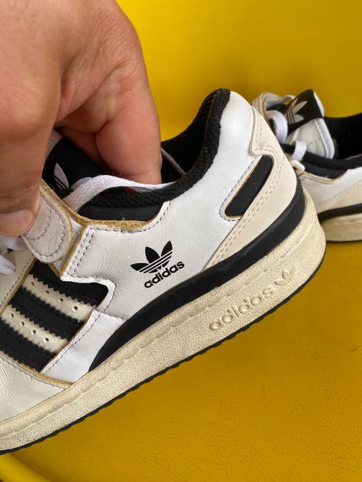 Продавам оригинални маратонки Adidas