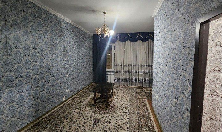 Продаеться  2 ком . Сергели район  Сергели 6 А