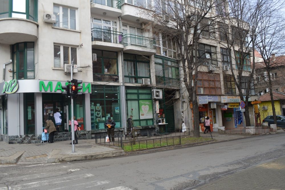 Продава се Офис в Стара Загора, Център - 13 кв.м за 769 €/кв.м - Снимка #2