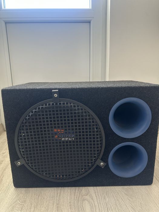 Продавам бас каси и колони цени от 150 до 250 лв