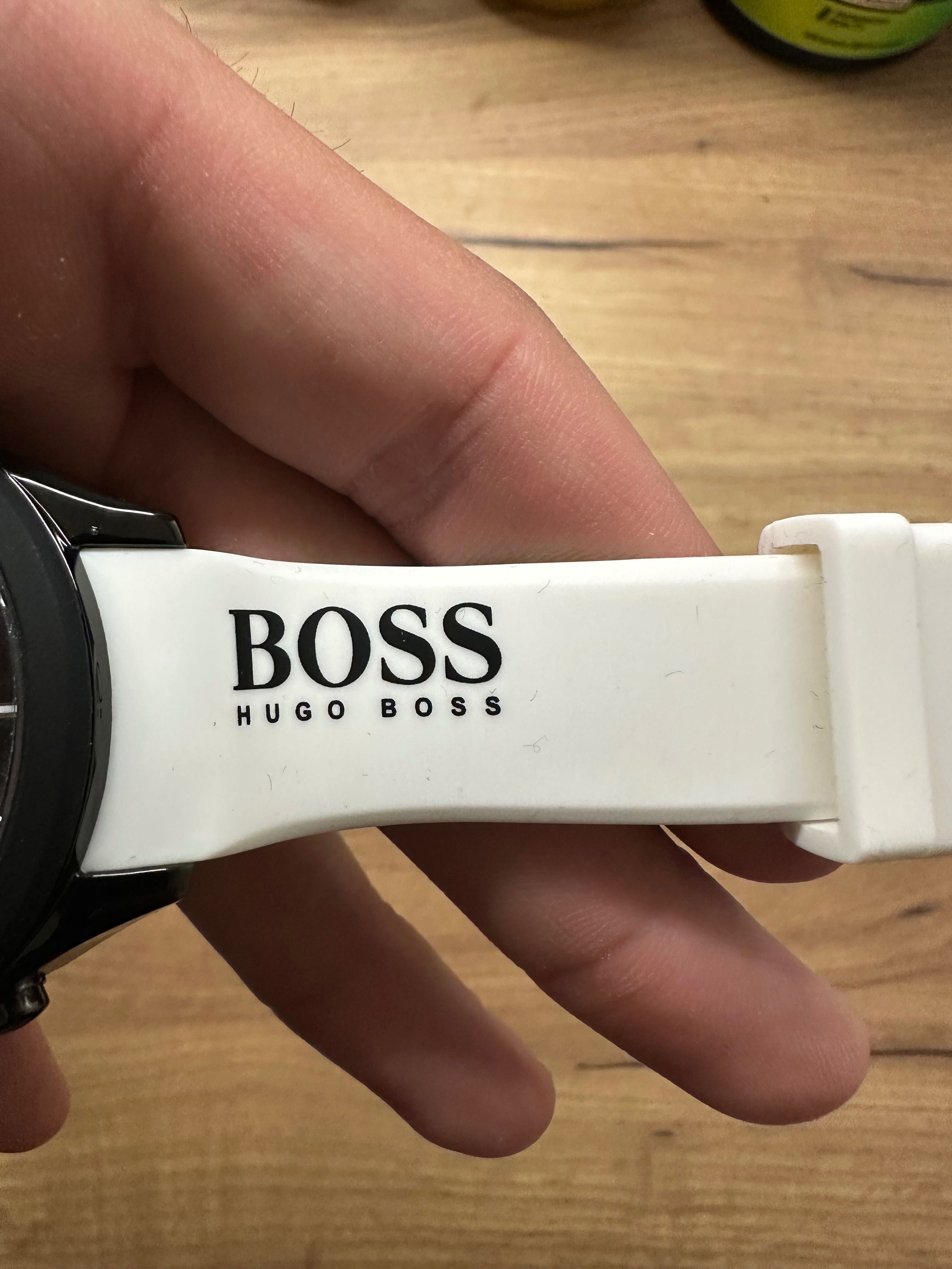 Часовник HUGO BOSS