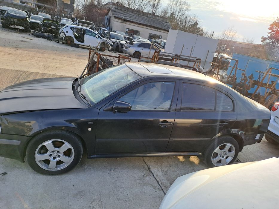 Dezmembrez Skoda Octavia 1  cod motor ALH