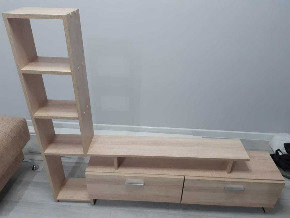 Продам стенку под телевизор