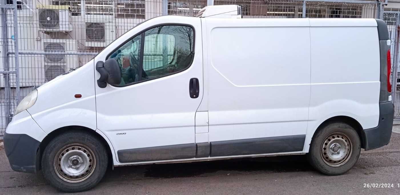 Autoutilitara OPEL VIVARO 2008 frigorifica