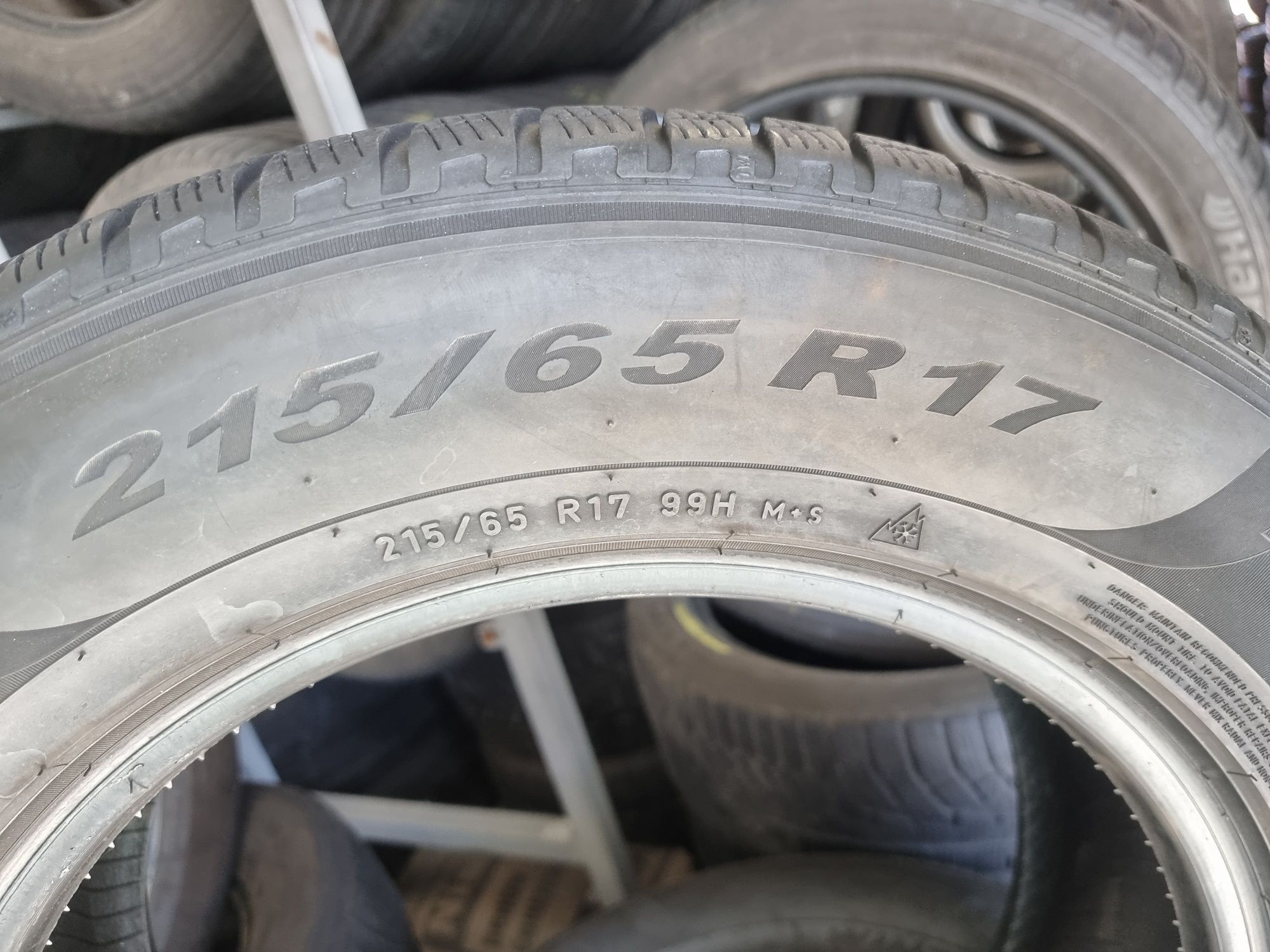 215 65 17 pirelli de iarna 6,5mm adâncime profil dot 28/18