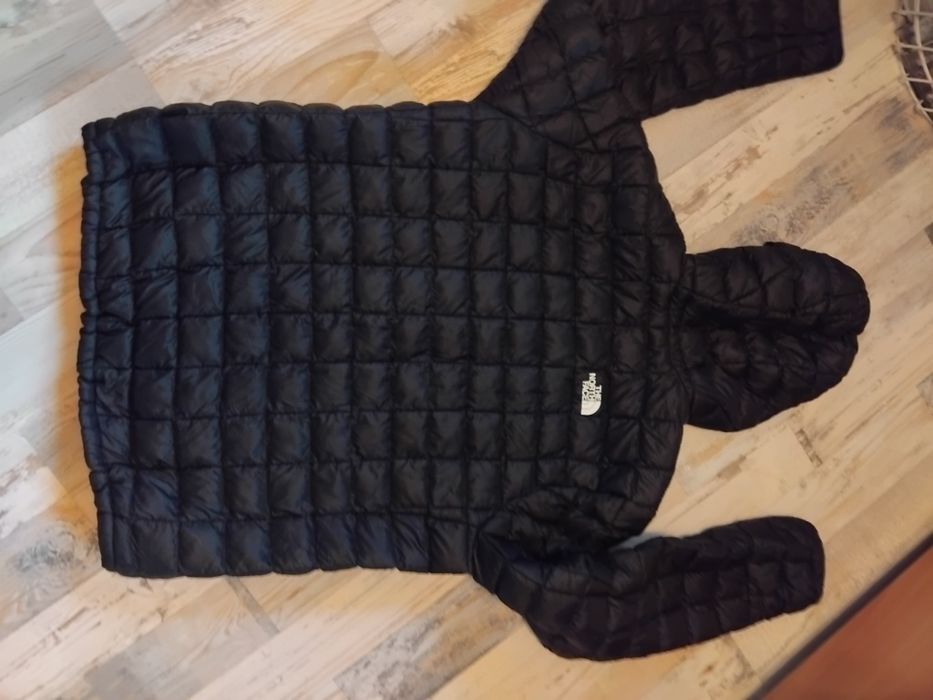 Тне north face. Яке
