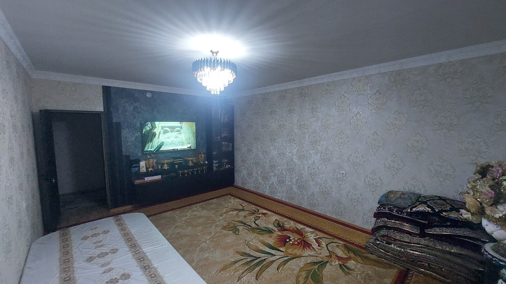 Своя!!! Продажа квартиры с площадью 83,22 кв.м, Алмазар-2/1/4