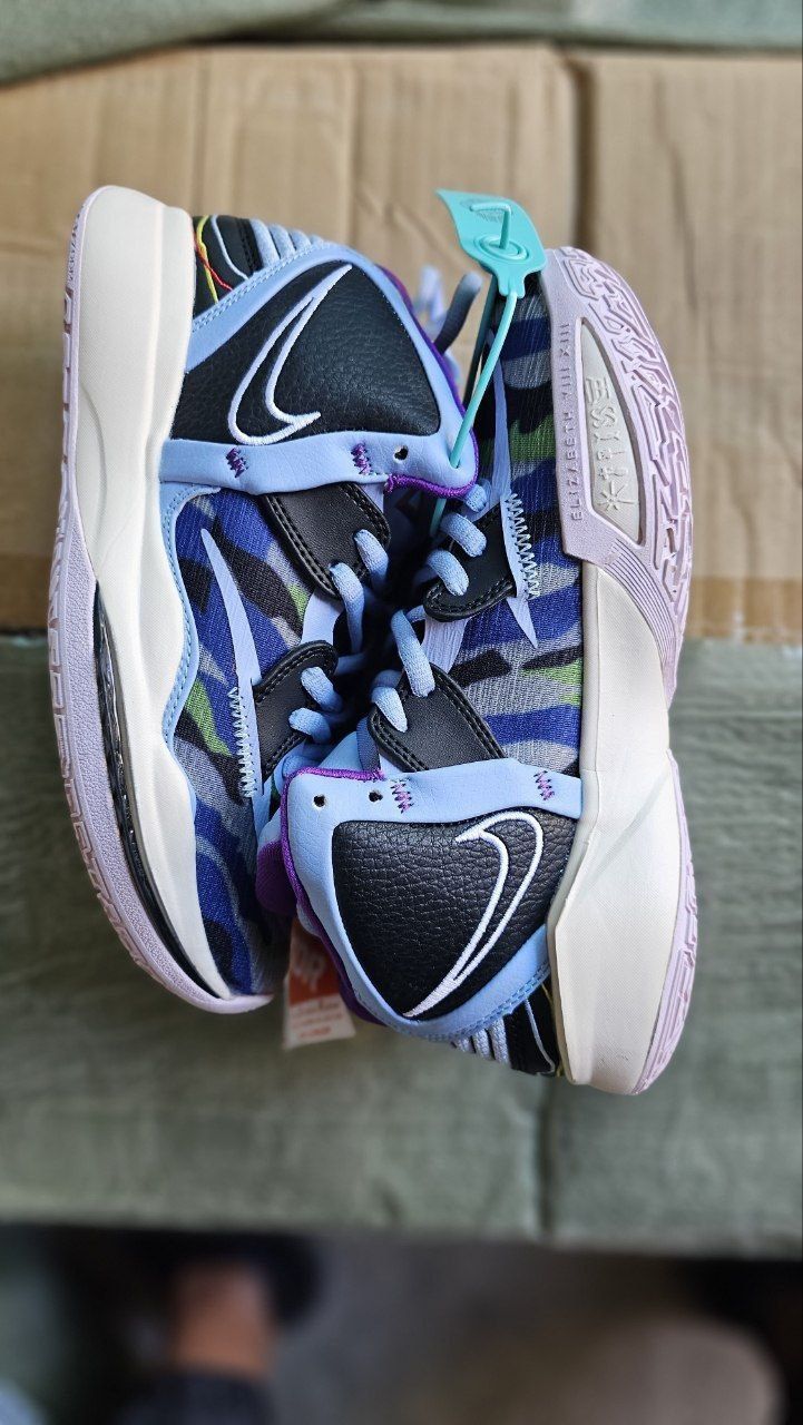 Новая Nike Kyrie 8