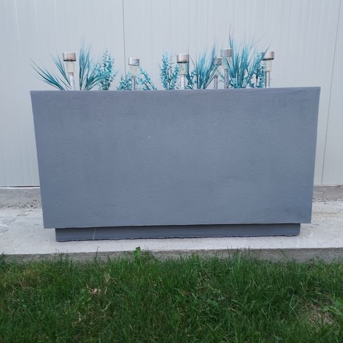 Jardiniere pt decor exterior