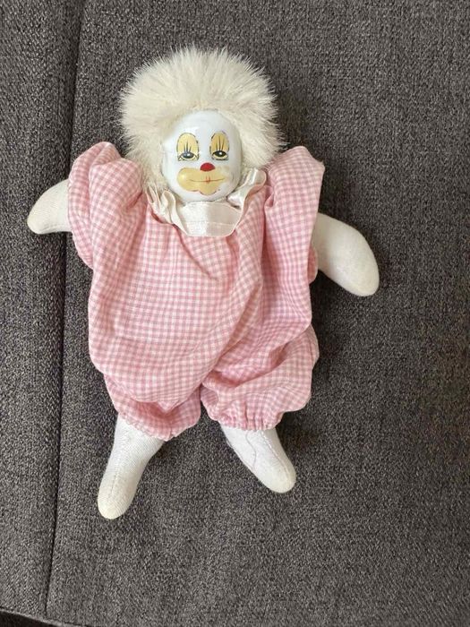 Кукла клоун  порцеланово лице