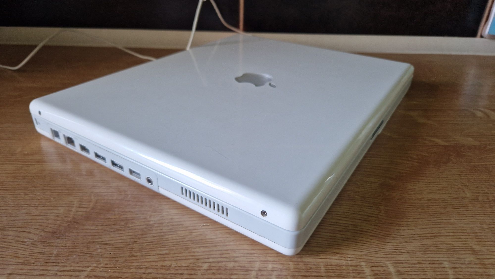 Apple iBook G4 A1055