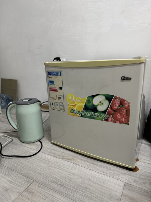 Холодильник Midea