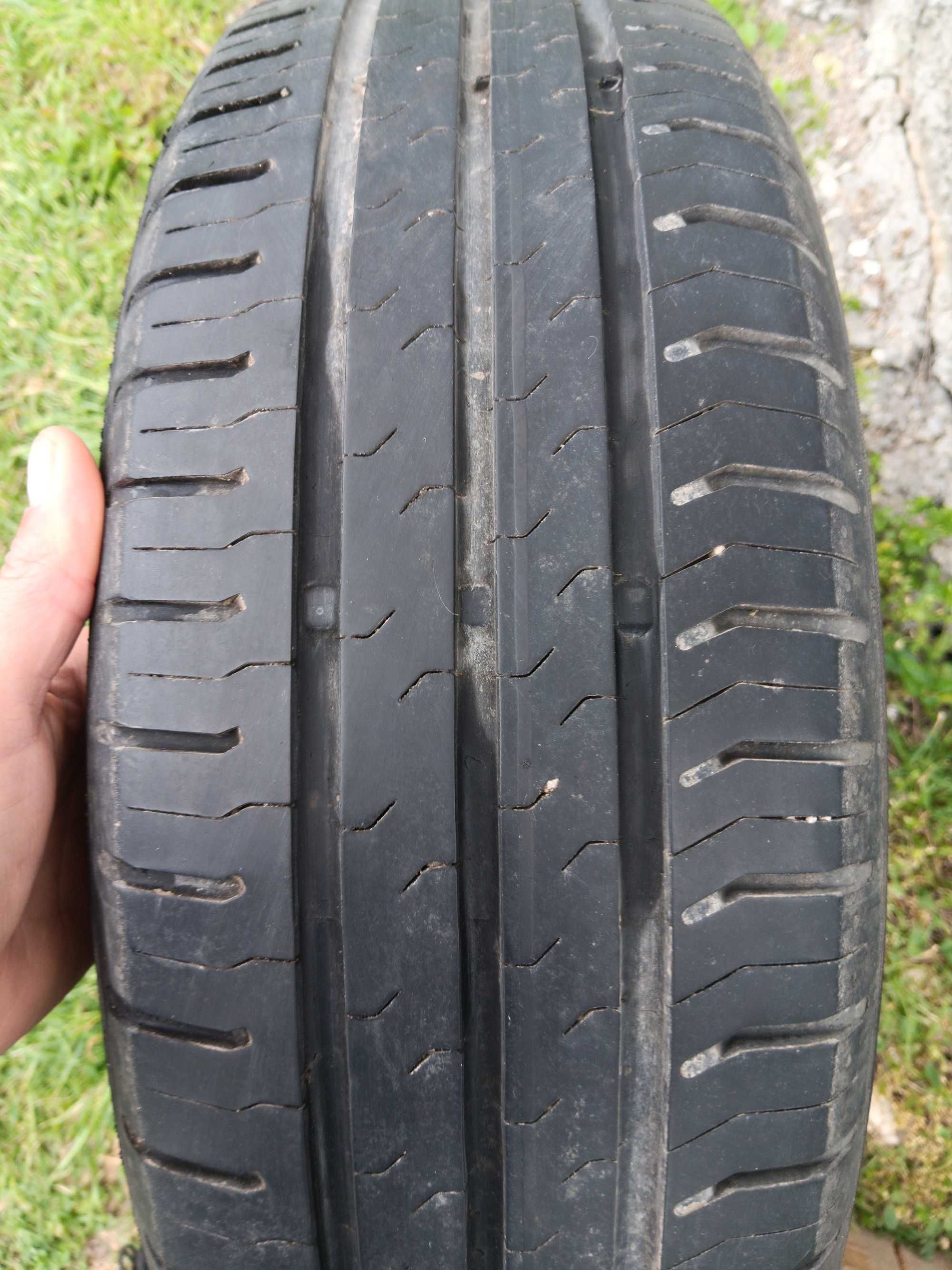 Летни гуми Continental 185/65 R15 4бр.