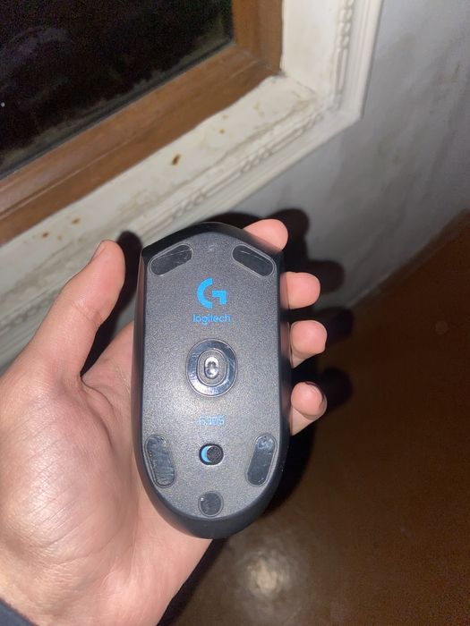 G   g305 logitech  bez provadnoy mishka . Holati ideal mishka ………………..