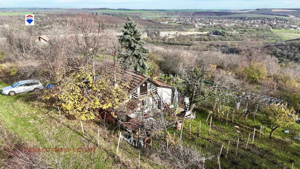 Вила за продажба в.з. Долапите