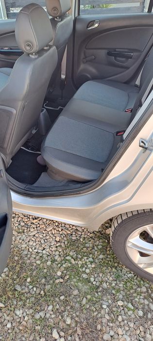 Opel corsa D automat