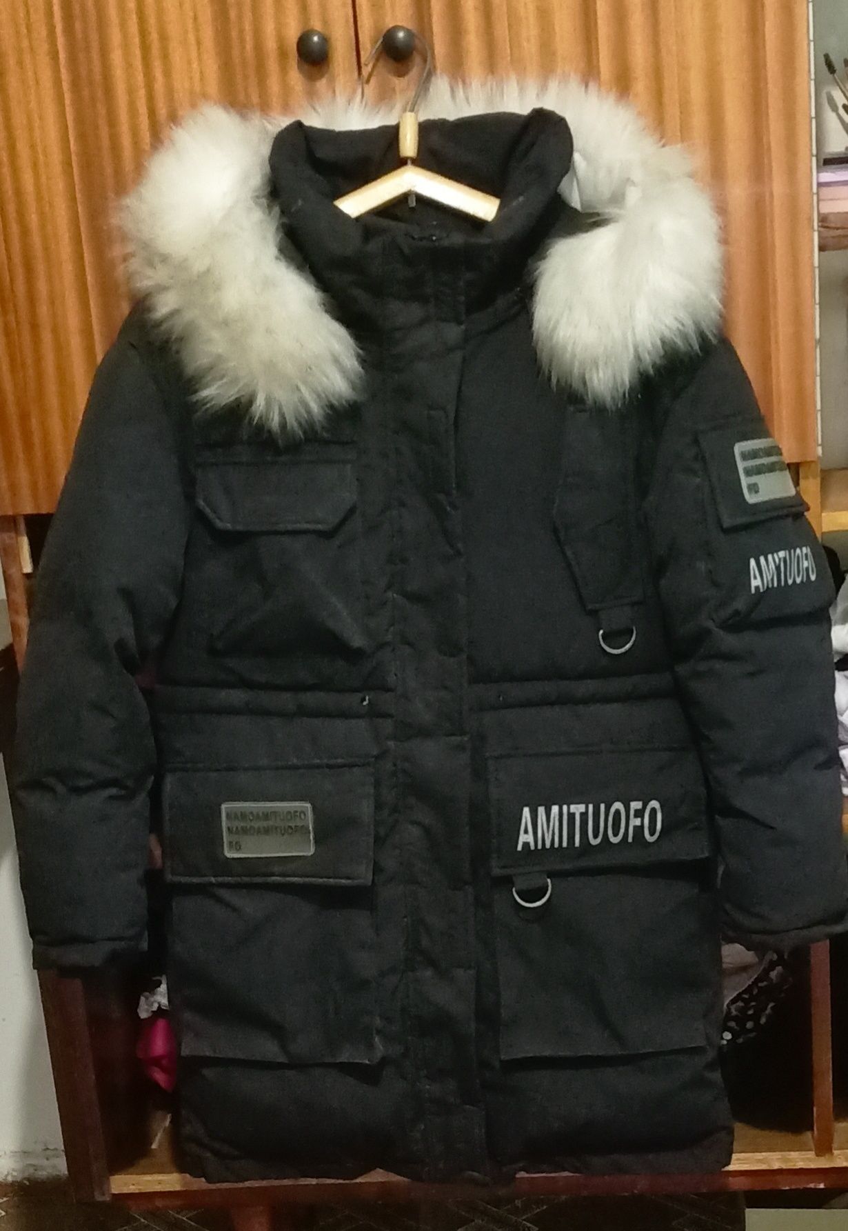 Продам зимнюю куртку