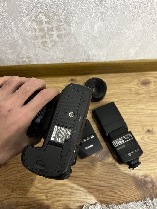 Canon mark 4 holati yaxshi