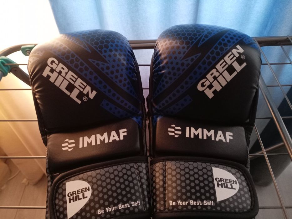 Перчатки Green hill для мма