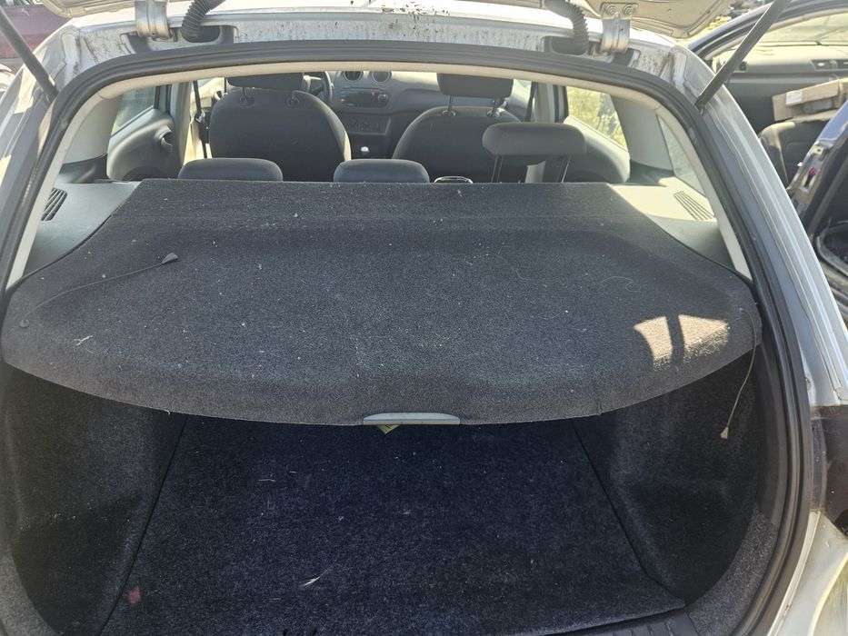 Polita portbagaj Seat Ibiza 6j combi an 2010