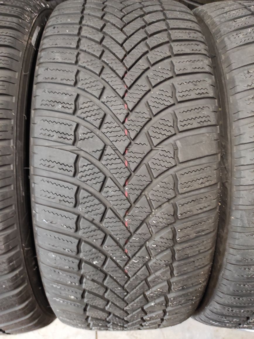 235/45/19 Bridgestone
