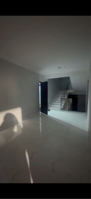 Kvartira sotiladi/Продаётся квартира