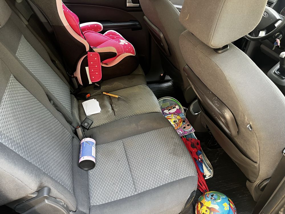 Ford C-max.