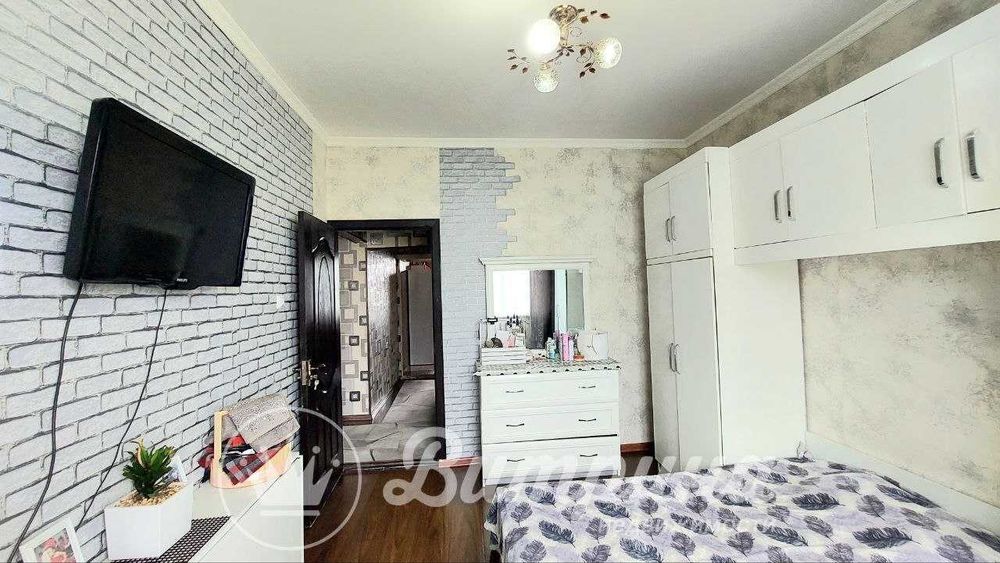 Продается 3-комнатная квартира с ремонтом, Мирабадский район.