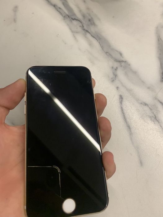 Обменяю айфон 7 32гб