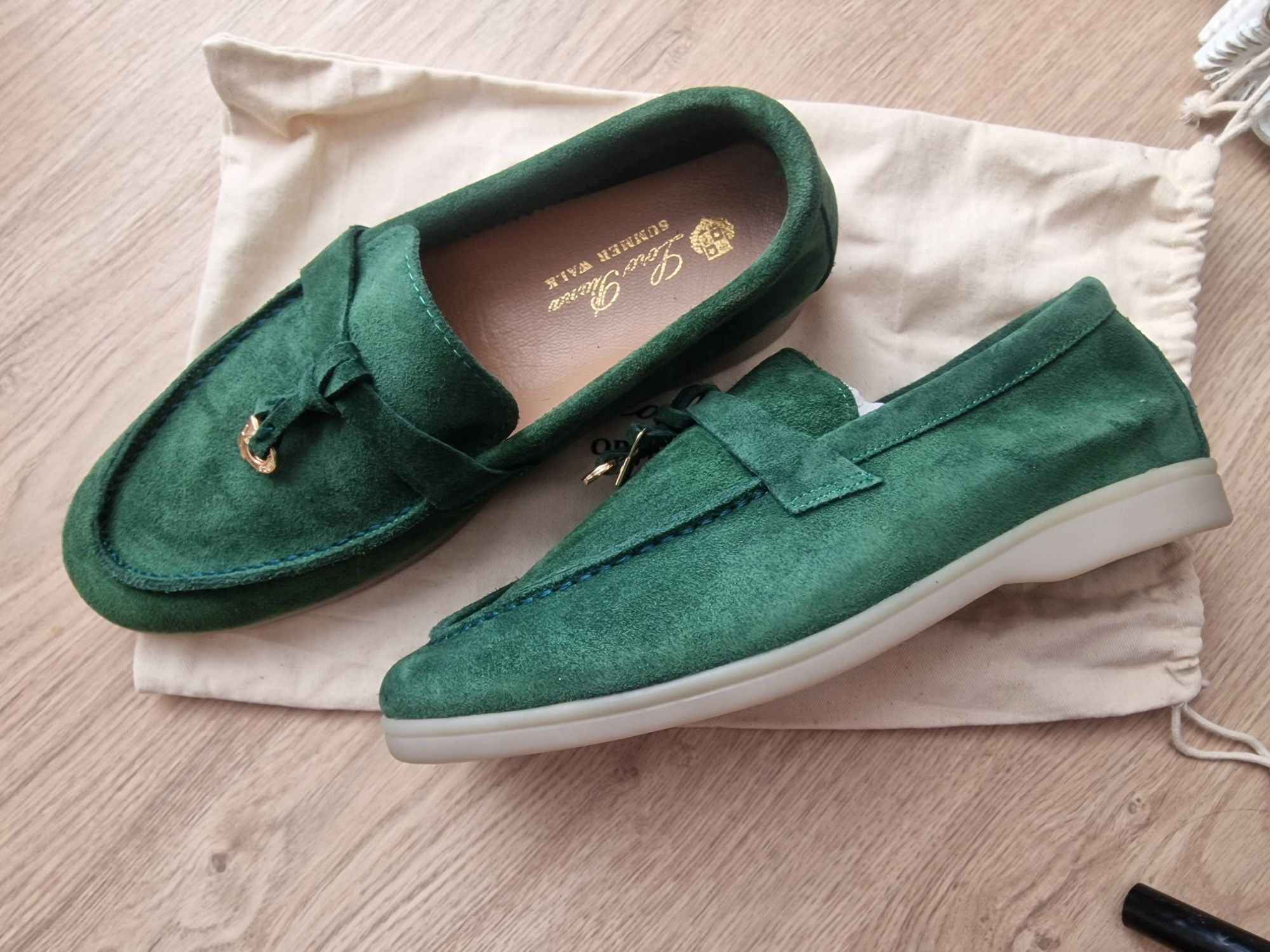 Dior, Loro Piana, Valentino, Rene Caovilla