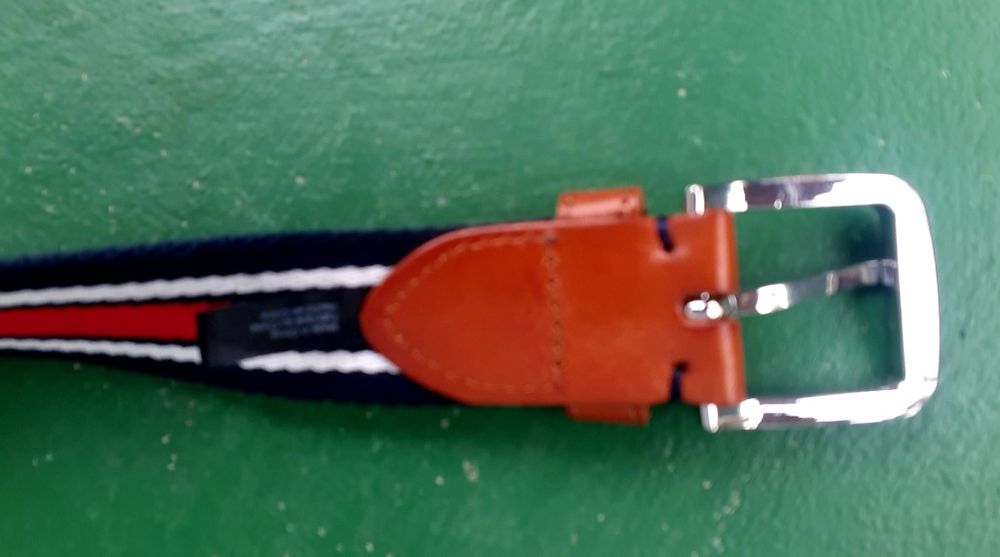 Curea Noua piele la capete