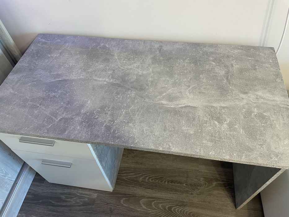 Birou modern din pal gri/alb