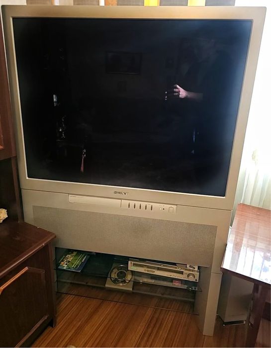 Продам Телевизор Sony