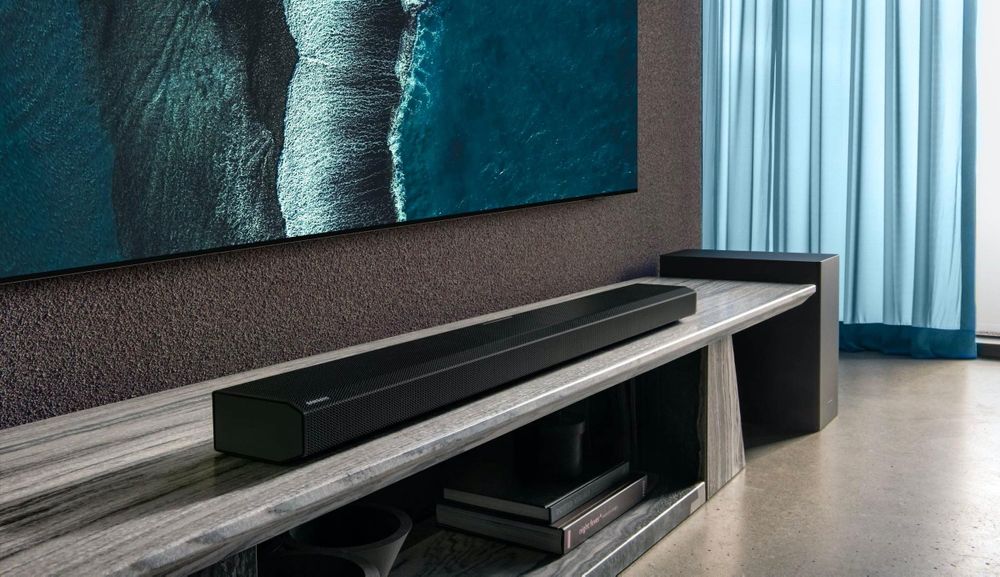 Samsung TV QLED 4K 55Q90T 138cm cu soundbar Samsung Q800A Dolby Atmos