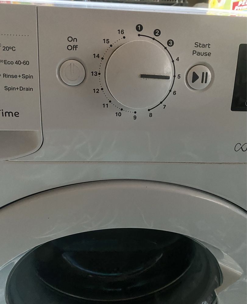 Пералня Indesit 9 kg инверторен мотор 1400 оборота