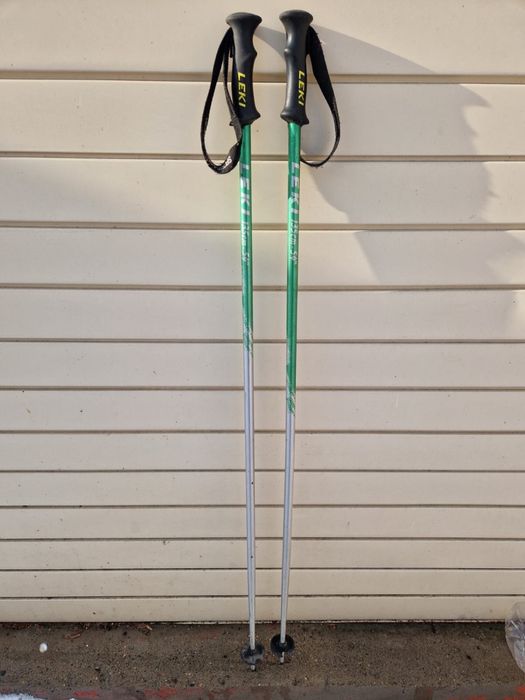 Продам лыжные палки Leki