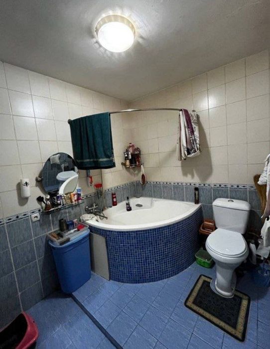 Продаётся квартира 2/4/4 ТТЗ Диадора