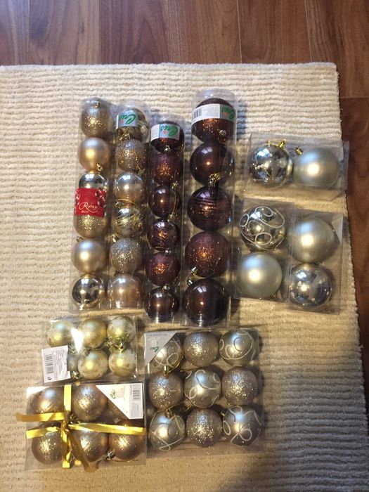 Brad artificial 220cm cu decoratiuni