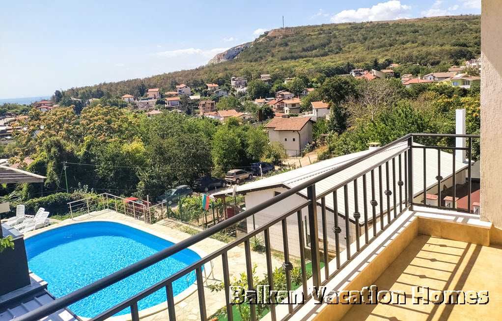 Продава се Тристаен апартамент в Балчик - 94 кв.м за 1062 €/кв.м - Снимка #9
