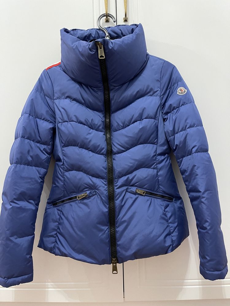 Vand geaca Moncler