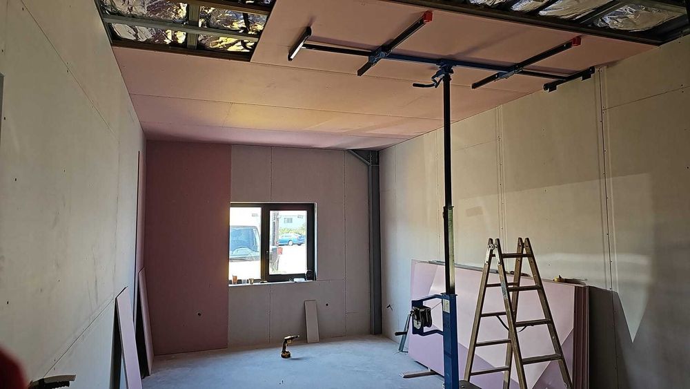 Rigips si tavane casetate