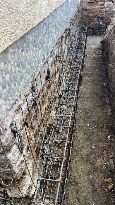 Firma  – Lucrari:  Constructii , Amenajare,Renovare,finisaje,