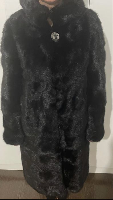 Шуба на продаже,в хорошем состоянии