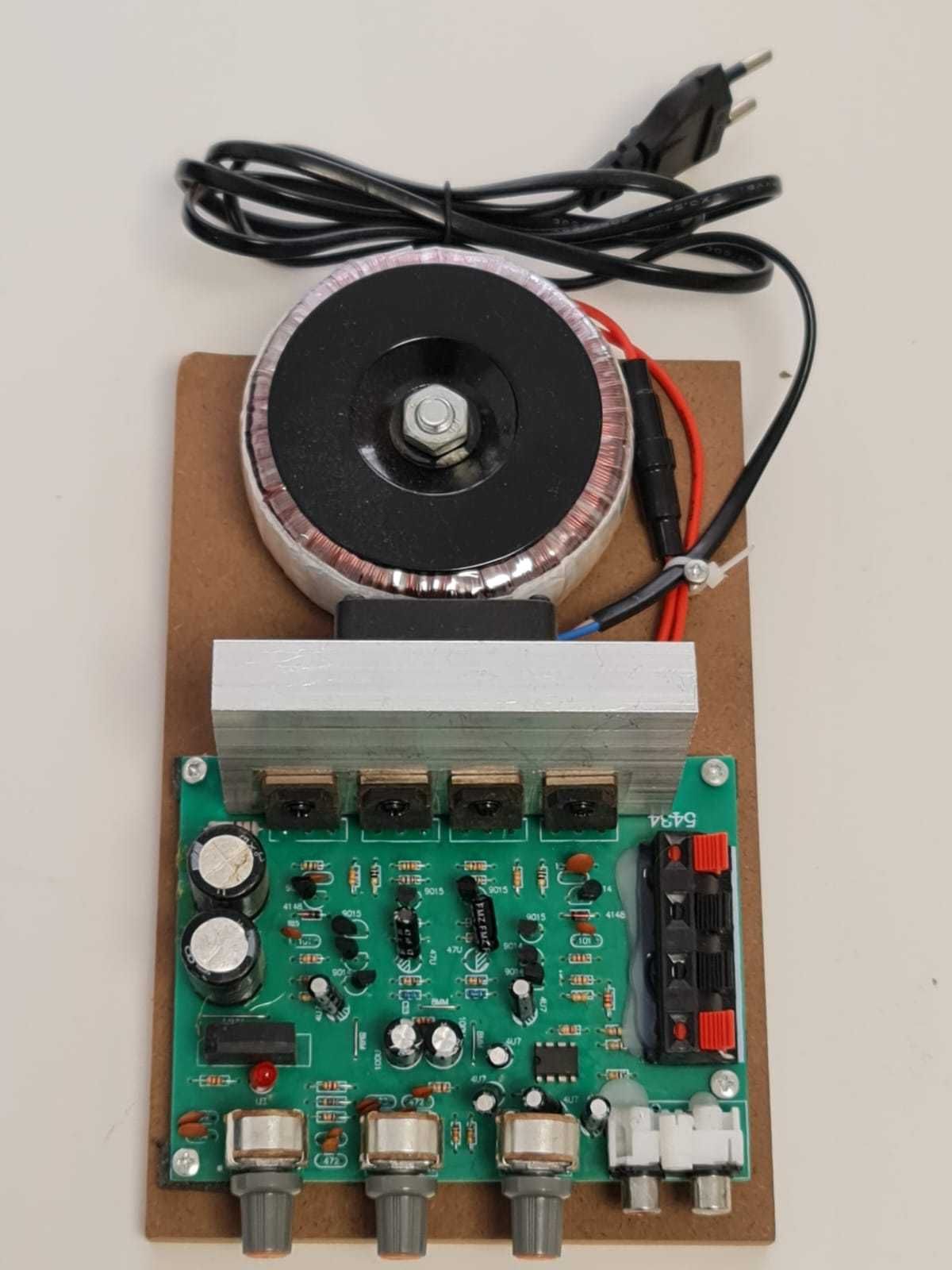 Amplificator audio de putere 2x60W HIFI