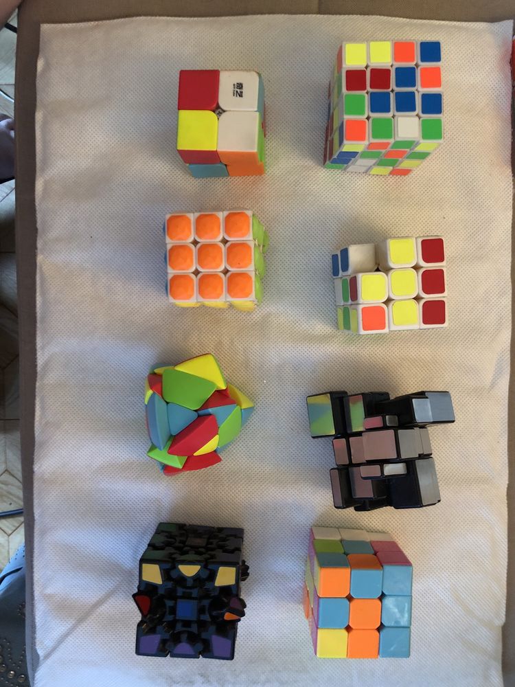 Набор кубиков рубиков и змеек